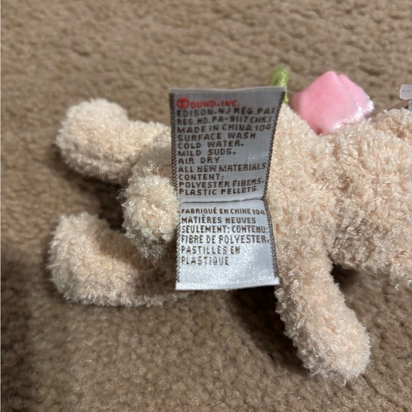 gotta getta gund bear With Rose - Picture 4 of 8